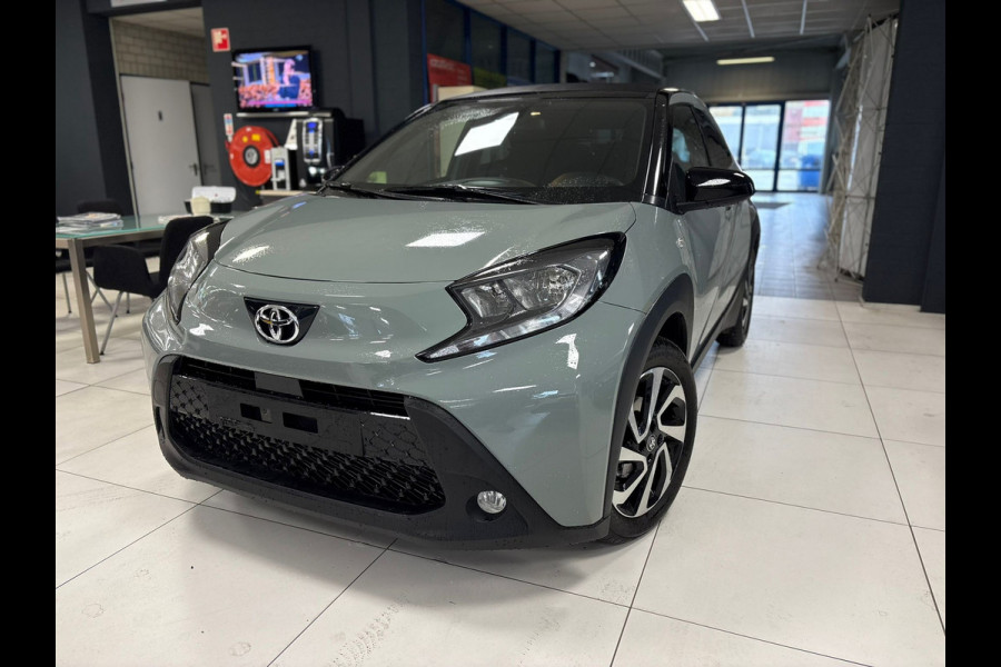 Toyota Aygo X 1.0 VVT-i S-CVT Pulse Cabrio Automaat (BOVAG/RIJKLAARPRIJS) Toyota Aygo X 1.0 VVT-i S-CVT Pulse Cabrio Automaat (BOVAG/RIJKLAARPRIJS)