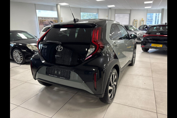 Toyota Aygo X 1.0 VVT-i S-CVT Pulse Cabrio Automaat (BOVAG/RIJKLAARPRIJS) Toyota Aygo X 1.0 VVT-i S-CVT Pulse Cabrio Automaat (BOVAG/RIJKLAARPRIJS)
