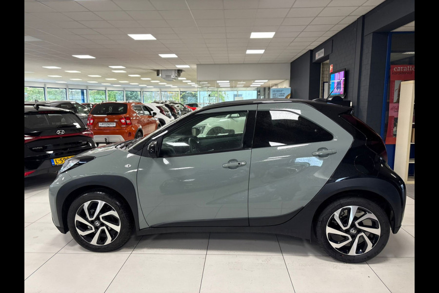 Toyota Aygo X 1.0 VVT-i S-CVT Pulse Cabrio Automaat (BOVAG/RIJKLAARPRIJS) Toyota Aygo X 1.0 VVT-i S-CVT Pulse Cabrio Automaat (BOVAG/RIJKLAARPRIJS)