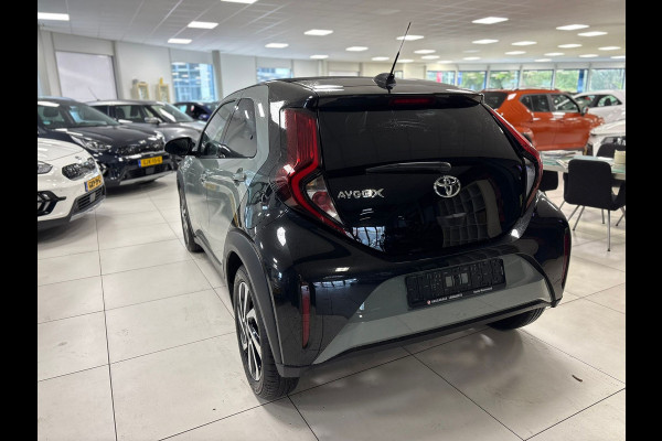Toyota Aygo X 1.0 VVT-i S-CVT Pulse Cabrio Automaat (BOVAG/RIJKLAARPRIJS) Toyota Aygo X 1.0 VVT-i S-CVT Pulse Cabrio Automaat (BOVAG/RIJKLAARPRIJS)