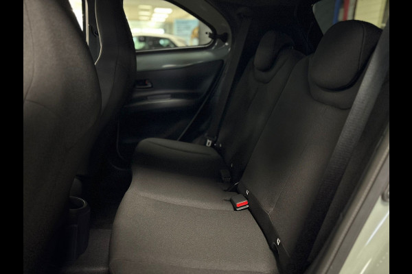 Toyota Aygo X 1.0 VVT-i S-CVT Pulse Cabrio Automaat (BOVAG/RIJKLAARPRIJS) Toyota Aygo X 1.0 VVT-i S-CVT Pulse Cabrio Automaat (BOVAG/RIJKLAARPRIJS)