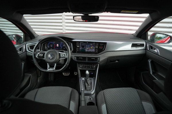 Volkswagen Polo 1.0 TSI Highline Business R Volkswagen Polo 1.0 TSI Highline Business R