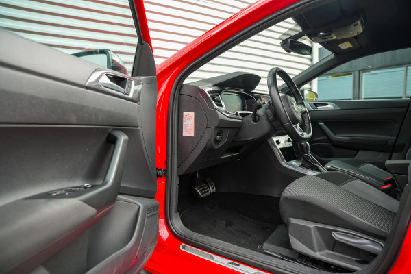 Volkswagen Polo 1.0 TSI Highline Business R Volkswagen Polo 1.0 TSI Highline Business R