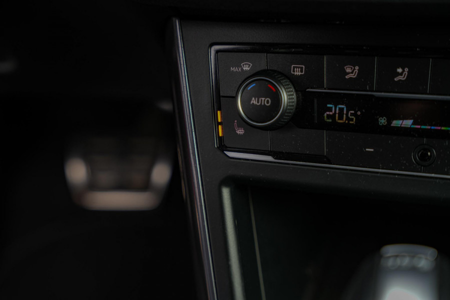 Volkswagen Polo 1.0 TSI Highline Business R Volkswagen Polo 1.0 TSI Highline Business R