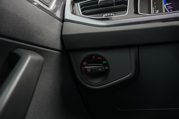 Volkswagen Polo 1.0 TSI Highline Business R Volkswagen Polo 1.0 TSI Highline Business R