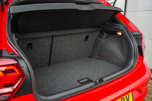 Volkswagen Polo 1.0 TSI Highline Business R Volkswagen Polo 1.0 TSI Highline Business R