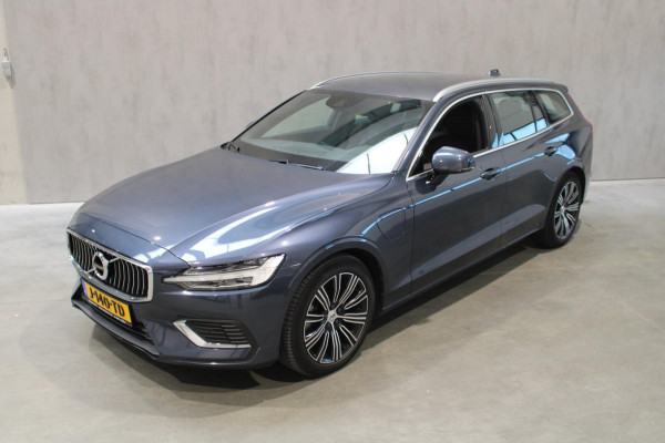 Volvo V60 2.0 T6 Recharge AWD Leer|Camera|Harman Kardon|Mooie Samenstelling Prijs is rijklaar Volvo V60 2.0 T6 Recharge AWD Leer|Camera|Harman Kardon|Mooie Samenstelling Prijs is rijklaar