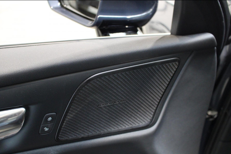Volvo V60 2.0 T6 Recharge AWD Leer|Camera|Harman Kardon|Mooie Samenstelling Prijs is rijklaar Volvo V60 2.0 T6 Recharge AWD Leer|Camera|Harman Kardon|Mooie Samenstelling Prijs is rijklaar