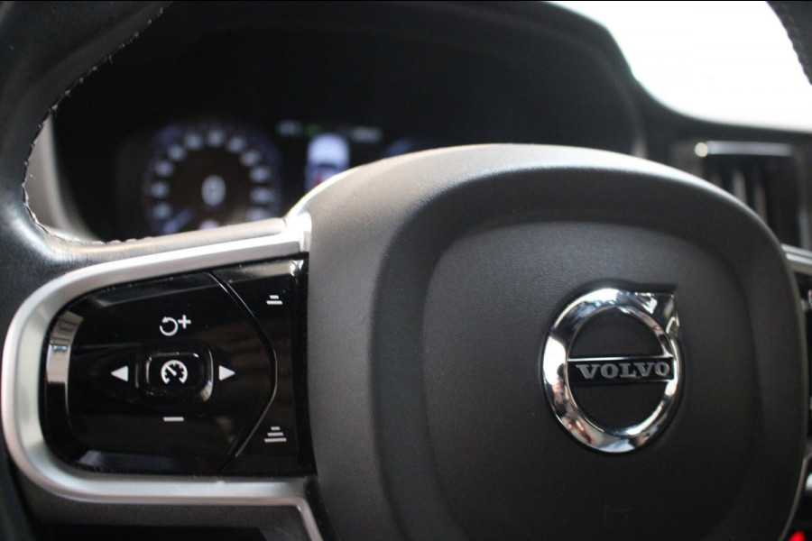 Volvo V60 2.0 T6 Recharge AWD Leer|Camera|Harman Kardon|Mooie Samenstelling Prijs is rijklaar Volvo V60 2.0 T6 Recharge AWD Leer|Camera|Harman Kardon|Mooie Samenstelling Prijs is rijklaar