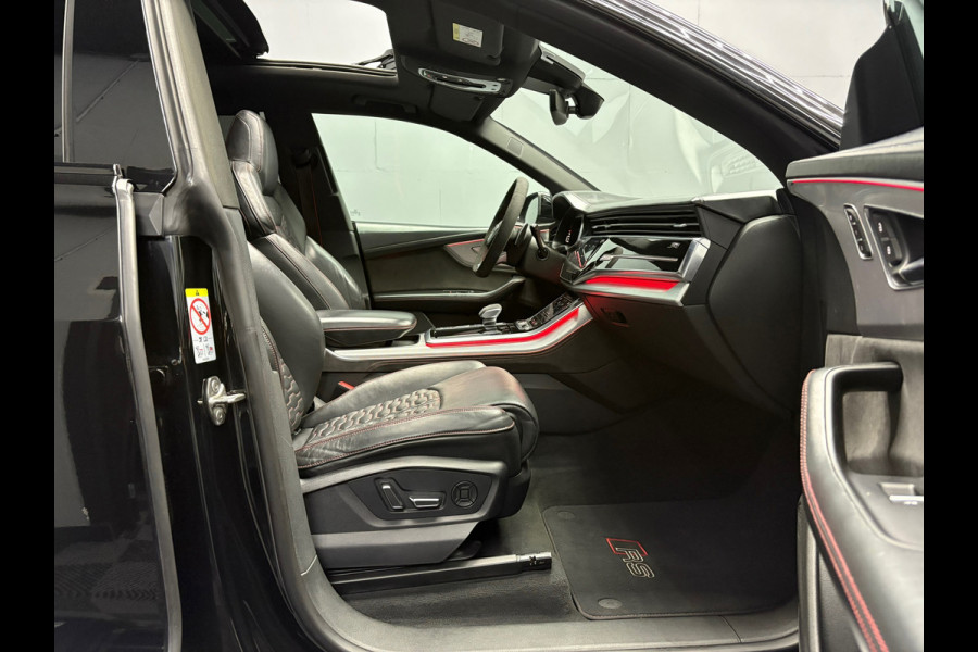 Audi RSQ8 4.0 TFSI quattro RS Seats Pano Audi RSQ8 4.0 TFSI quattro RS Seats Pano