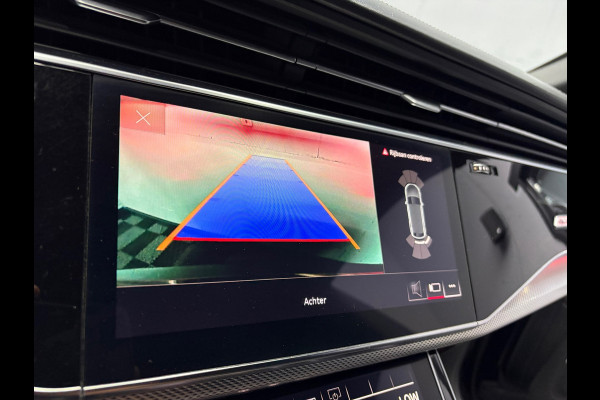 Audi RSQ8 4.0 TFSI quattro RS Seats Pano Audi RSQ8 4.0 TFSI quattro RS Seats Pano