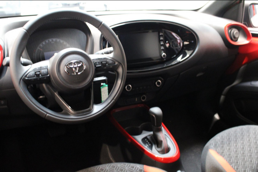 Toyota Aygo X 1.0 VVT-i S-CVT Pulse Camera|Navi|carplay Nieuwstaat Toyota Aygo X 1.0 VVT-i S-CVT Pulse Camera|Navi|carplay Nieuwstaat