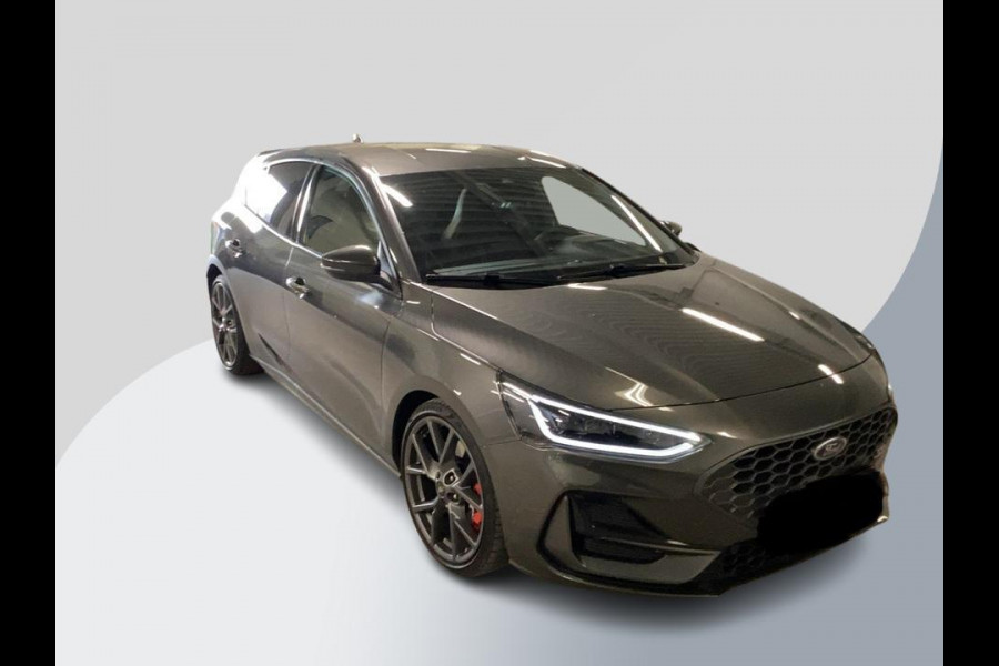 Ford Focus 2.3 EcoBoost ST-X | 280pk Automaat! | Winter Pack | AGR-stoelen | Camera | Bang&Olufsen | Head up Display Ford Focus 2.3 EcoBoost ST-X | 280pk Automaat! | Winter Pack | AGR-stoelen | Camera | Bang&Olufsen | Head up Display