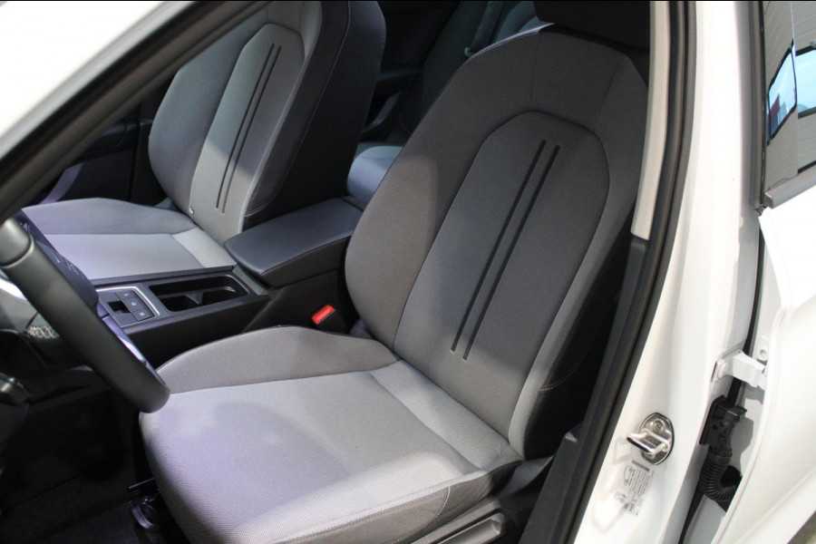 Seat Leon Sportstourer 1.0 eTSI Style Business Intense Camera|carplay|navigatie BTW auto