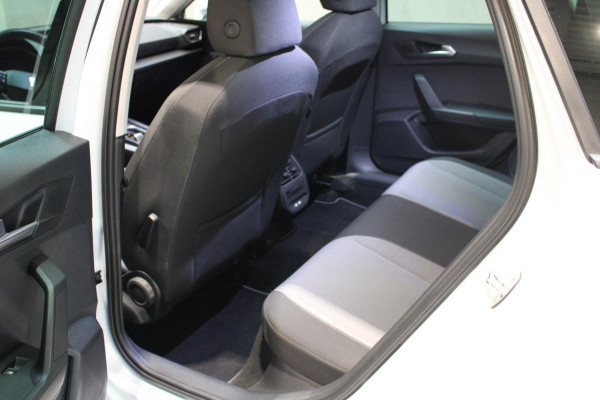 Seat Leon Sportstourer 1.0 eTSI Style Business Intense Camera|carplay|navigatie BTW auto