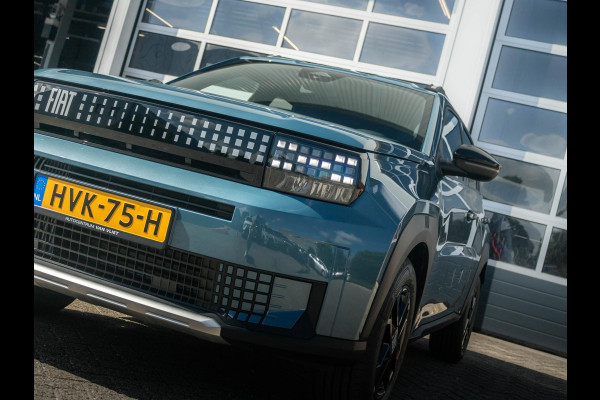 Fiat Grande Panda 1.2 Hybrid Icon | Automaat | PDC | Airco | Apple Carplay | Cruise | Pack Style Fiat Grande Panda 1.2 Hybrid Icon | Automaat | PDC | Airco | Apple Carplay | Cruise | Pack Style