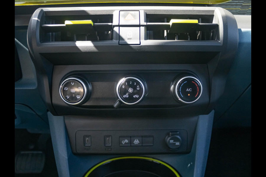 Fiat Grande Panda 1.2 Hybrid Icon | Automaat | PDC | Airco | Apple Carplay | Cruise | Pack Style Fiat Grande Panda 1.2 Hybrid Icon | Automaat | PDC | Airco | Apple Carplay | Cruise | Pack Style