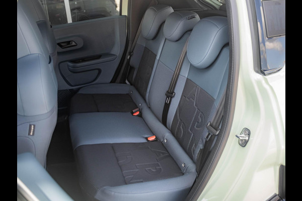 Fiat Grande Panda 1.2 Hybrid Icon | Automaat | Pack Style | PDC | Airco | Apple Carplay | Cruise Fiat Grande Panda 1.2 Hybrid Icon | Automaat | Pack Style | PDC | Airco | Apple Carplay | Cruise