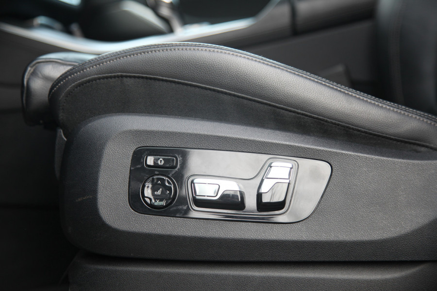 BMW X5 30d High Executive M| Pano| Trekhaak|HUD|Vol| BMW X5 30d High Executive M| Pano| Trekhaak|HUD|Vol|