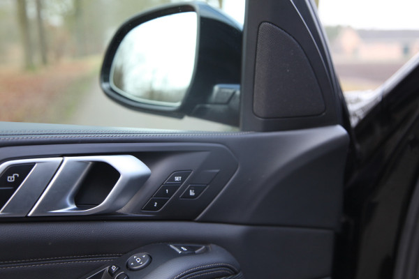 BMW X5 30d High Executive M| Pano| Trekhaak|HUD|Vol| BMW X5 30d High Executive M| Pano| Trekhaak|HUD|Vol|