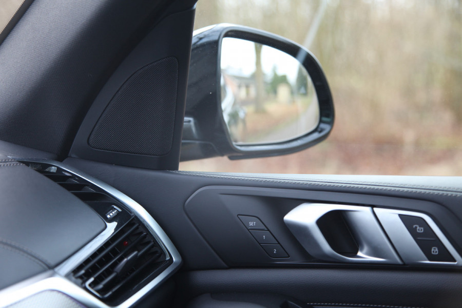 BMW X5 30d High Executive M| Pano| Trekhaak|HUD|Vol| BMW X5 30d High Executive M| Pano| Trekhaak|HUD|Vol|