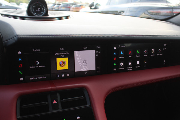 Porsche Taycan Cross Turismo 4 93 kWh / SoH 94.7% / Panoramadak / 360Camera / Passenger Display / Sportdesign + Chrono / 21'' / Bose / Luchtvering / Keyless / Stuur+Stoelverwarming / Dodehoek / DAB / ACC Porsche Taycan Cross Turismo 4 93 kWh / SoH 94.7% / Panoramadak / 360Camera / Passenger Display / Sportdesign + Chrono / 21'' / Bose / Luchtvering / Keyless / Stuur+Stoelverwarming / Dodehoek / DAB / ACC