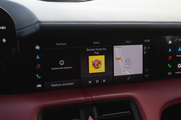 Porsche Taycan Cross Turismo 4 93 kWh / SoH 94.7% / Panoramadak / 360Camera / Passenger Display / Sportdesign + Chrono / 21'' / Bose / Luchtvering / Keyless / Stuur+Stoelverwarming / Dodehoek / DAB / ACC Porsche Taycan Cross Turismo 4 93 kWh / SoH 94.7% / Panoramadak / 360Camera / Passenger Display / Sportdesign + Chrono / 21'' / Bose / Luchtvering / Keyless / Stuur+Stoelverwarming / Dodehoek / DAB / ACC