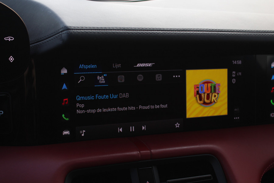 Porsche Taycan Cross Turismo 4 93 kWh / SoH 94.7% / Panoramadak / 360Camera / Passenger Display / Sportdesign + Chrono / 21'' / Bose / Luchtvering / Keyless / Stuur+Stoelverwarming / Dodehoek / DAB / ACC Porsche Taycan Cross Turismo 4 93 kWh / SoH 94.7% / Panoramadak / 360Camera / Passenger Display / Sportdesign + Chrono / 21'' / Bose / Luchtvering / Keyless / Stuur+Stoelverwarming / Dodehoek / DAB / ACC