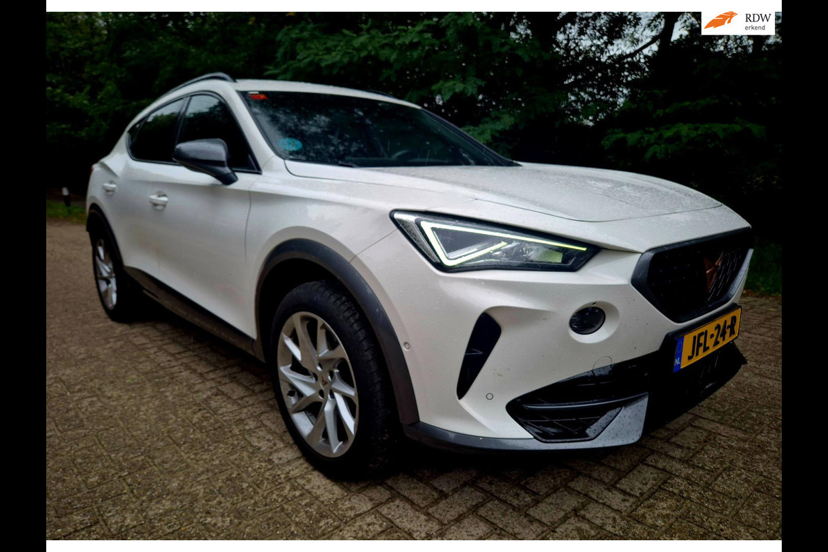 CUPRA Formentor 1.5 TSI / camera / automaat / navi / 18 inch CUPRA Formentor 1.5 TSI / camera / automaat / navi / 18 inch