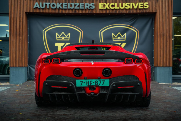 Ferrari SF90 Stradale 4.0 V8 Assetto Fiorano Fiorano Pack Carbon Fibre Daytona Racing Seats Ferrari SF90 Stradale 4.0 V8 Assetto Fiorano Fiorano Pack Carbon Fibre Daytona Racing Seats