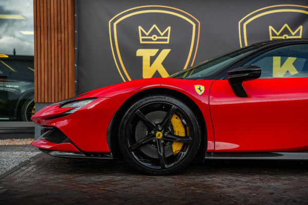 Ferrari SF90 Stradale 4.0 V8 Assetto Fiorano Fiorano Pack Carbon Fibre Daytona Racing Seats Ferrari SF90 Stradale 4.0 V8 Assetto Fiorano Fiorano Pack Carbon Fibre Daytona Racing Seats