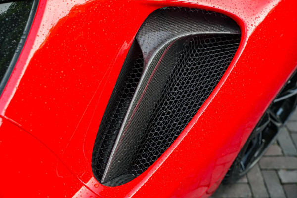 Ferrari SF90 Stradale 4.0 V8 Assetto Fiorano Fiorano Pack Carbon Fibre Daytona Racing Seats Ferrari SF90 Stradale 4.0 V8 Assetto Fiorano Fiorano Pack Carbon Fibre Daytona Racing Seats