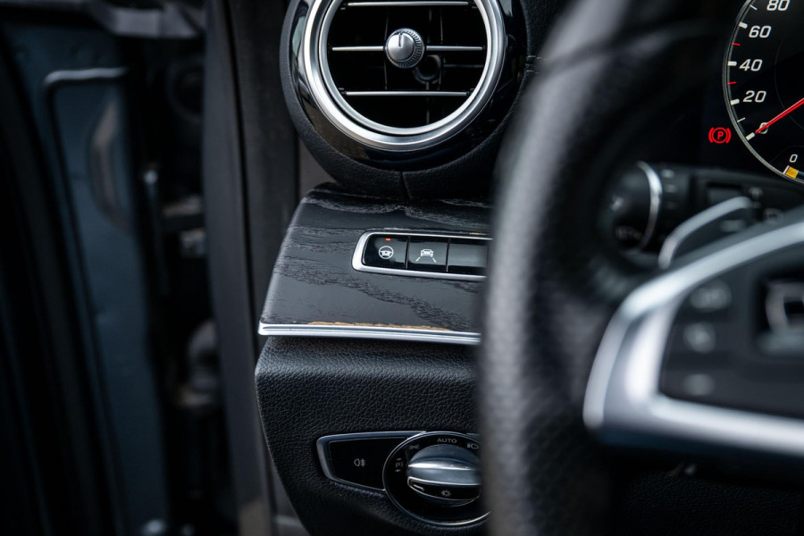 Mercedes-Benz E-Klasse Estate 350 d 258pk AMG ACC Panorama Luchtvering Pano 360c Mercedes-Benz E-Klasse Estate 350 d 258pk AMG ACC Panorama Luchtvering Pano 360c