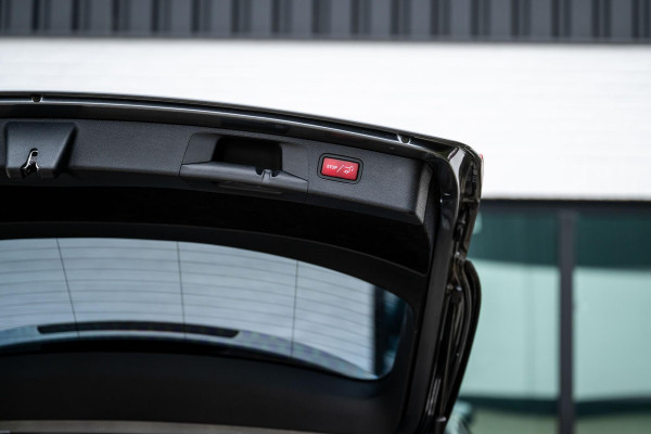 Mercedes-Benz E-Klasse Estate 350 d 258pk AMG ACC Panorama Luchtvering Pano 360c Mercedes-Benz E-Klasse Estate 350 d 258pk AMG ACC Panorama Luchtvering Pano 360c