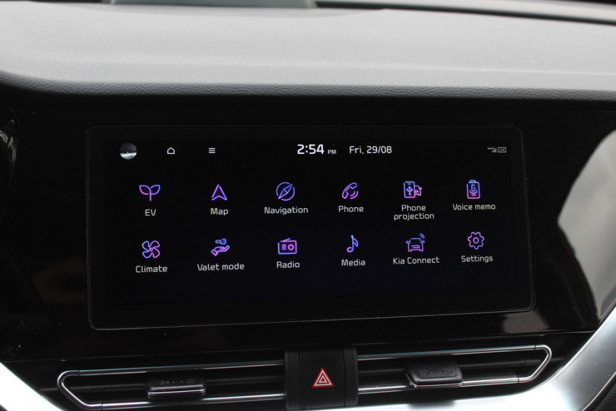 Kia e-Niro DynamicPlusLine 64 kWh / SoH 97.3% / Camera / Schuifdak / Leder / Keyless / Navigatie / Dodehoek / DAB / Cruise Control