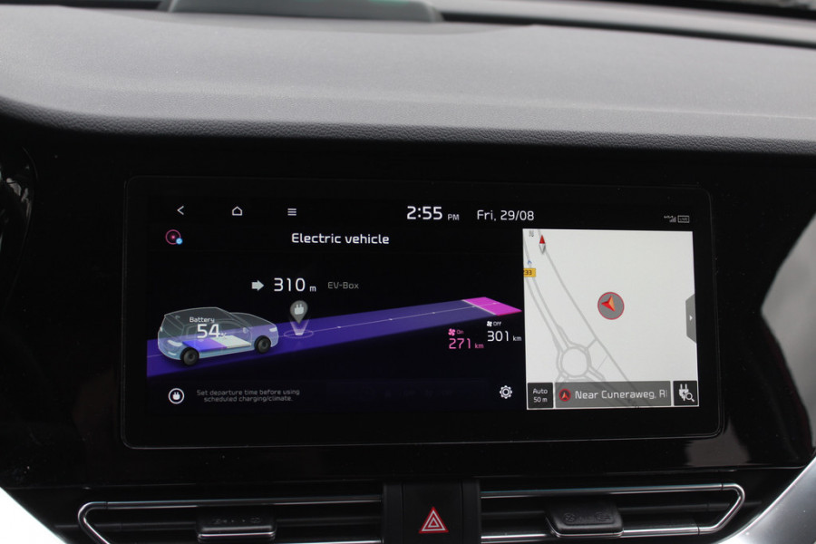 Kia e-Niro DynamicPlusLine 64 kWh / SoH 97.3% / Camera / Schuifdak / Leder / Keyless / Navigatie / Dodehoek / DAB / Cruise Control