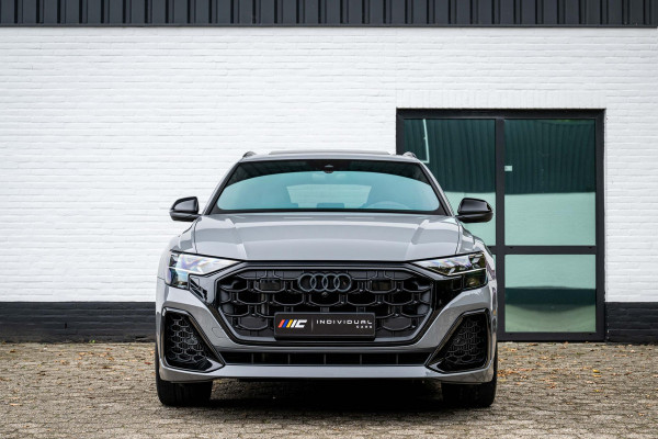 Audi Q8 60 TFSI e quattro S Competition Nightvision Nardo Audi Q8 60 TFSI e quattro S Competition Nightvision Nardo