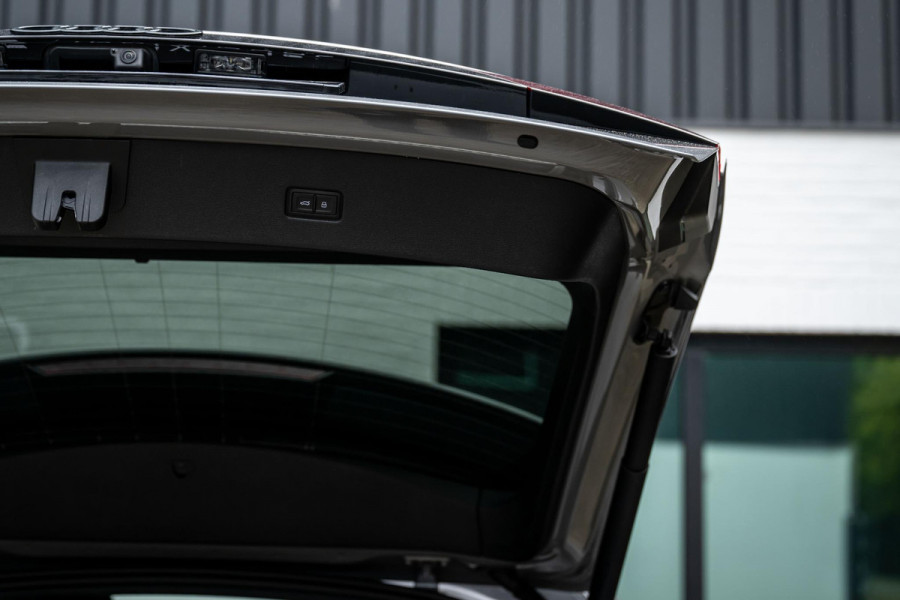 Audi Q8 60 TFSI e quattro S Competition Nightvision Nardo Audi Q8 60 TFSI e quattro S Competition Nightvision Nardo