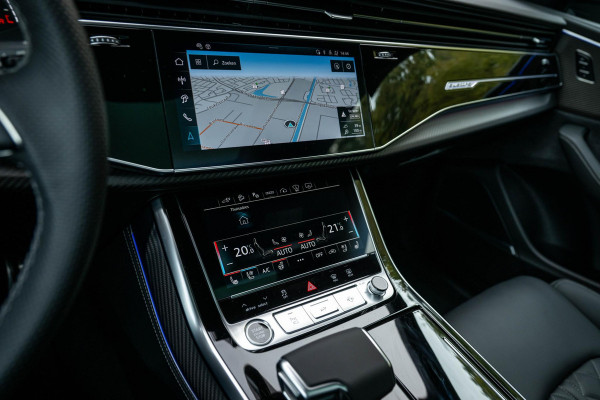 Audi Q8 60 TFSI e quattro S Competition Nightvision Nardo Audi Q8 60 TFSI e quattro S Competition Nightvision Nardo