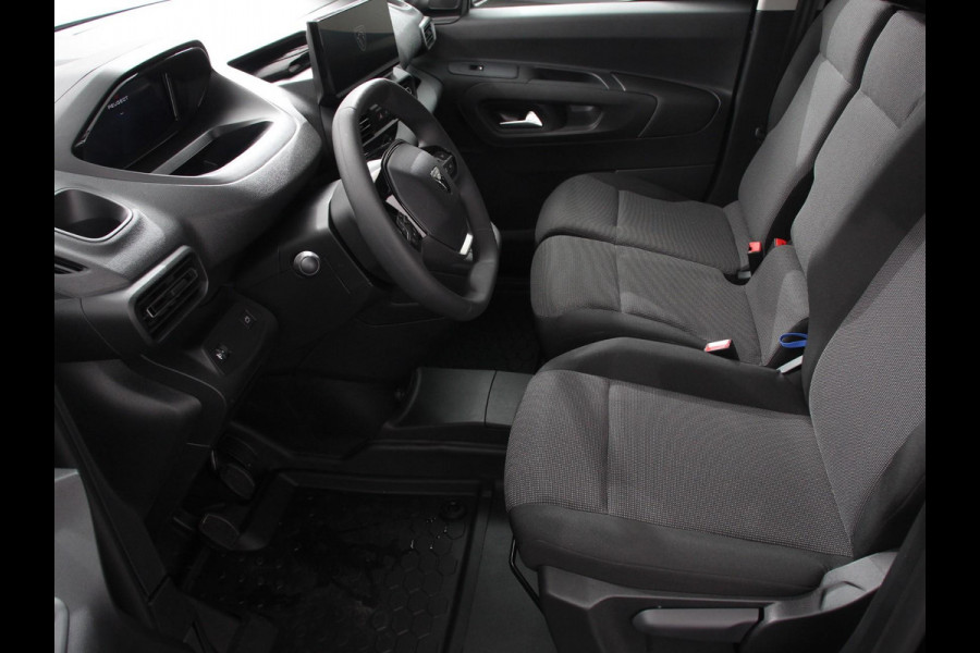 Peugeot Partner 1.5 BlueHDi 130 EAT8 S&S L1 Automaat DEMO! Navigatie Apple Carplay / Android Auto DAB trekhaak Cruise Control Airco Houten bekleding laadruimte Peugeot Partner 1.5 BlueHDi 130 EAT8 S&S L1 Automaat DEMO! Navigatie Apple Carplay / Android Auto DAB trekhaak Cruise Control Airco Houten bekleding laadruimte