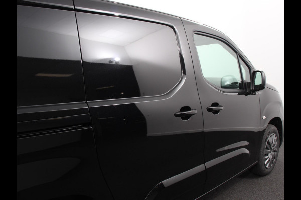 Peugeot Partner 1.5 BlueHDi 130 EAT8 S&S L1 Automaat DEMO! Navigatie Apple Carplay / Android Auto DAB trekhaak Cruise Control Airco Houten bekleding laadruimte Peugeot Partner 1.5 BlueHDi 130 EAT8 S&S L1 Automaat DEMO! Navigatie Apple Carplay / Android Auto DAB trekhaak Cruise Control Airco Houten bekleding laadruimte