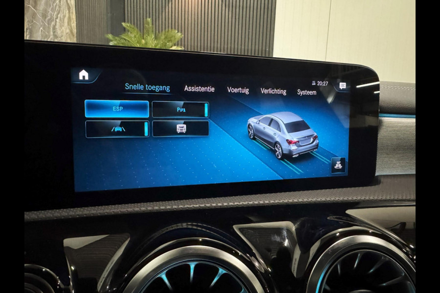 Mercedes-Benz A-Klasse 250e AMG Launch Edit |PANO|MEMORY|SFEER|CAMERA|BLIND SPOT Mercedes-Benz A-Klasse 250e AMG Launch Edit |PANO|MEMORY|SFEER|CAMERA|BLIND SPOT