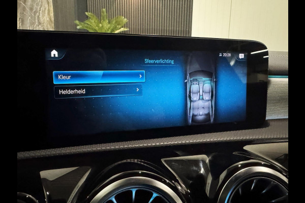 Mercedes-Benz A-Klasse 250e AMG Launch Edit |PANO|MEMORY|SFEER|CAMERA|BLIND SPOT Mercedes-Benz A-Klasse 250e AMG Launch Edit |PANO|MEMORY|SFEER|CAMERA|BLIND SPOT