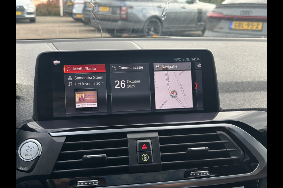 BMW X4 xDrive20i High Executive Ed. / Full option! / Panoramadak / 360Camera / Head-up / Leder / Harman Kardon / 20'' / Stuurverwarming / Navigatie / Dodehoek / ACC / Stoelverwarming 4x BMW X4 xDrive20i High Executive Ed. / Full option! / Panoramadak / 360Camera / Head-up / Leder / Harman Kardon / 20'' / Stuurverwarming / Navigatie / Dodehoek / ACC / Stoelverwarming 4x