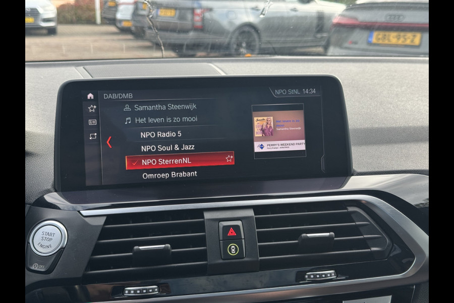 BMW X4 xDrive20i High Executive Ed. / Full option! / Panoramadak / 360Camera / Head-up / Leder / Harman Kardon / 20'' / Stuurverwarming / Navigatie / Dodehoek / ACC / Stoelverwarming 4x BMW X4 xDrive20i High Executive Ed. / Full option! / Panoramadak / 360Camera / Head-up / Leder / Harman Kardon / 20'' / Stuurverwarming / Navigatie / Dodehoek / ACC / Stoelverwarming 4x