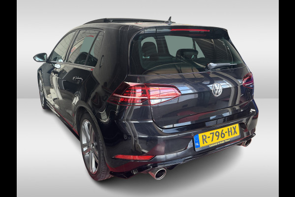 Volkswagen Golf 1.4 TSI Highline Business R / Panoramadak / Camera / Leder / Keyless / Dynaudio / 19'' / Navi. Proff / Stoelverwarming / DAB / Dodehoek Volkswagen Golf 1.4 TSI Highline Business R / Panoramadak / Camera / Leder / Keyless / Dynaudio / 19'' / Navi. Proff / Stoelverwarming / DAB / Dodehoek