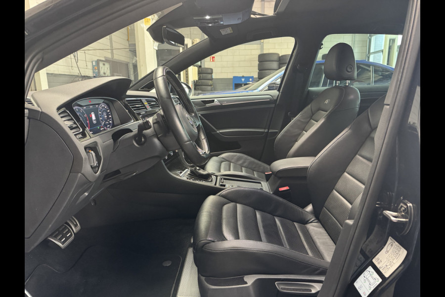 Volkswagen Golf 1.4 TSI Highline Business R / Panoramadak / Camera / Leder / Keyless / Dynaudio / 19'' / Navi. Proff / Stoelverwarming / DAB / Dodehoek Volkswagen Golf 1.4 TSI Highline Business R / Panoramadak / Camera / Leder / Keyless / Dynaudio / 19'' / Navi. Proff / Stoelverwarming / DAB / Dodehoek