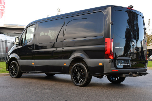Mercedes-Benz Sprinter 317 1.9 CDI L2H1 DC AMG Edition Camera, Cruise, Carplay, Trekhaak, 170pk, Sensoren, LED, Multimedia, Uniek! Mercedes-Benz Sprinter 317 1.9 CDI L2H1 DC AMG Edition Camera, Cruise, Carplay, Trekhaak, 170pk, Sensoren, LED, Multimedia, Uniek!
