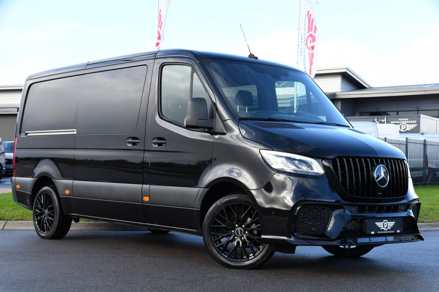 Mercedes-Benz Sprinter 317 1.9 CDI L2H1 DC AMG Edition Camera, Cruise, Carplay, Trekhaak, 170pk, Sensoren, LED, Multimedia, Uniek! Mercedes-Benz Sprinter 317 1.9 CDI L2H1 DC AMG Edition Camera, Cruise, Carplay, Trekhaak, 170pk, Sensoren, LED, Multimedia, Uniek!