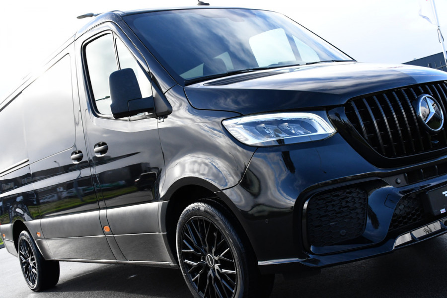 Mercedes-Benz Sprinter 317 1.9 CDI L2H1 DC AMG Edition Camera, Cruise, Carplay, Trekhaak, 170pk, Sensoren, LED, Multimedia, Uniek! Mercedes-Benz Sprinter 317 1.9 CDI L2H1 DC AMG Edition Camera, Cruise, Carplay, Trekhaak, 170pk, Sensoren, LED, Multimedia, Uniek!